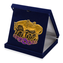 Load image into Gallery viewer, Limited Edition War Horse Remembered Brooch