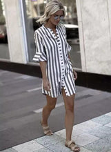 Load image into Gallery viewer, Color Block V-Neckline 3/4 Sleeves Elegant T-shirts TOPS.FL