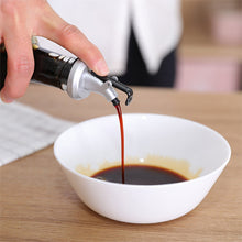 Load image into Gallery viewer, Oil Bottle Stopper Lock Plug
