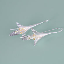 Load image into Gallery viewer, Exquisite Flower Drop Earrings
