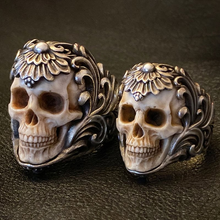 Load image into Gallery viewer, 💀💀Vintage polish floral armor antler skull ring