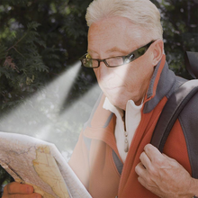 Load image into Gallery viewer, LED reading glasses