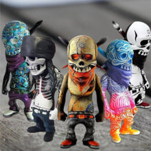 Load image into Gallery viewer, Resin Skull Crafts Ornaments