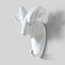 Load image into Gallery viewer, Art Animal Head Wall Hook