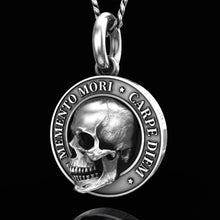 Load image into Gallery viewer, Skull Pendant