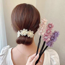 Load image into Gallery viewer, Flower Hair Coiler