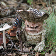 Load image into Gallery viewer, Resin Mushroom Wizard Ornaments