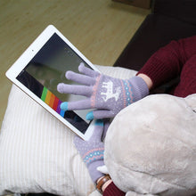 Load image into Gallery viewer, Elk Snowflake Printed Knitted Touchscreen Glove