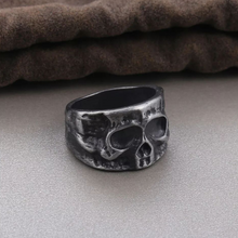 Load image into Gallery viewer, Irregular Punk Style Skull Ring