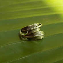 Load image into Gallery viewer, Angel Feather Ring