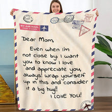 Load image into Gallery viewer, Personalized Mom/Dad Letter Blanket