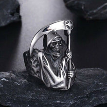 Load image into Gallery viewer, Vintage Rugged Skull Rings