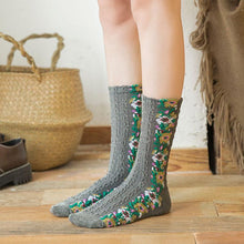 Load image into Gallery viewer, Idearock Vintage Embroidered Floral Socks (5 pairs)