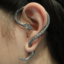 Load image into Gallery viewer, Snake-shaped Earrings