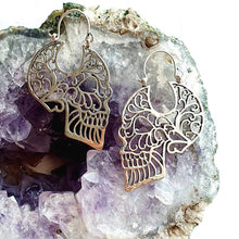Load image into Gallery viewer, Skull Hallow Drop Earrings