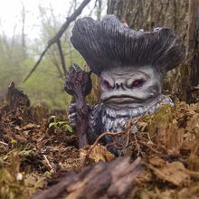 Load image into Gallery viewer, Resin Mushroom Wizard Ornaments