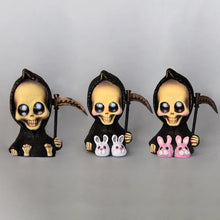 Load image into Gallery viewer, Halloween Mini Statue Decoration