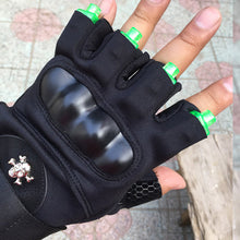 Load image into Gallery viewer, Color Rotating Laser Gloves