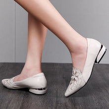 Load image into Gallery viewer, Soft surface hollow embroidered casual shoes