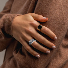 Load image into Gallery viewer, Vintage Simple Hand Ring