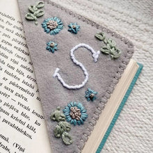 Load image into Gallery viewer, Personalized Hand Embroidered Corner Bookmark
