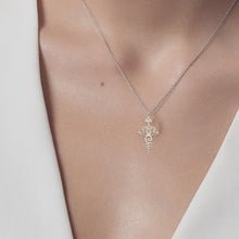 Load image into Gallery viewer, Lotus Flower Necklace